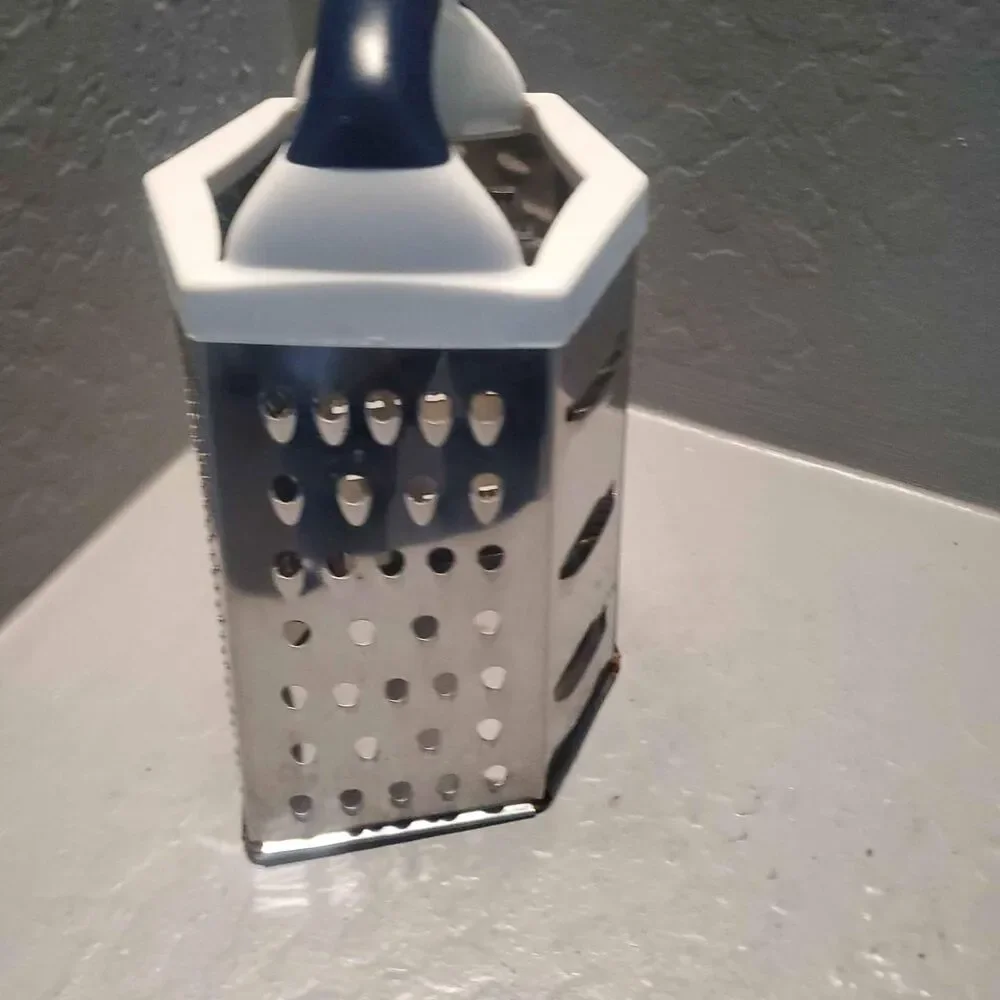 Cheese Grater with handle